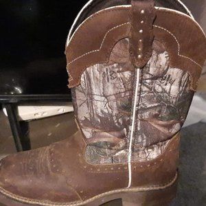 Justin gypsy realtree